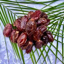 Load image into Gallery viewer, 5lbs Choice Medjool Dates
